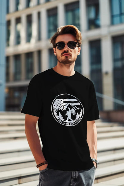 mens sasquatch Tee black front | land of the free 250